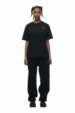 T-SHIRT BLACK(T Shirt Black 1) 11 T-SHIRT BLACK(T Shirt Black 1) -6pm Season 0021 6PM ECOM 6PM plus Look 47 2136 min