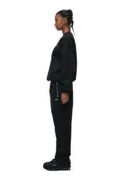 CREWNECK BLACK(Crew Neck Black) -6pm Season 0023 6PM ECOM 6PM plus Look 46 2103