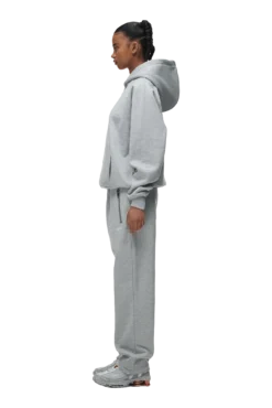 HOODIE GREY MELANGE(Hoodie Grey) 12 HOODIE GREY MELANGE(Hoodie Grey) -6pm Season 0038 6PM ECOM 6PM plus Look 41 1901 min