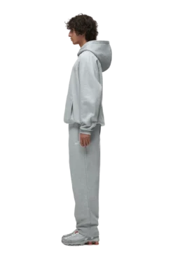 HOODIE GREY MELANGE(Hoodie Grey) 9 HOODIE GREY MELANGE(Hoodie Grey) -6pm Season 0077 6PM ECOM 6PM plus Look 28 1320 min