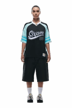 SUMMER FOOTBALL JERSEY BLACK(Summer Football Jersey Black) 9 SUMMER FOOTBALL JERSEY BLACK(Summer Football Jersey Black) -6pm Season 0088 2406 6PM ECOM COLLECTION 2 LOOK 19 13262 min