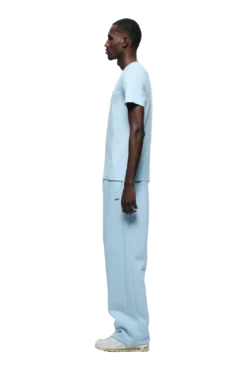 SLIM FIT T-SHIRT ICE BLUE(Slim Fit T Shirt Ice Blue) -6pm Season 1337x2005 6PM Spring 0010 250310 6PM ECOM LOOK 25 1515 min