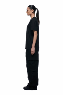 OLD ENGLISH CAMO TEE BLACK(Old English Camo Tee Black) 12 OLD ENGLISH CAMO TEE BLACK(Old English Camo Tee Black) -6pm Season 1337x2005 6PM Spring 0037 250310 6PM ECOM LOOK 20 1362 min