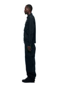 TYPE 6 DENIM JACKET BLACK RAW(Type 6 Denim Jacket Black Raw) 12 TYPE 6 DENIM JACKET BLACK RAW(Type 6 Denim Jacket Black Raw) -6pm Season 1337x2005 6PM Spring 0103 250310 6PM ECOM LOOK 10 679 min