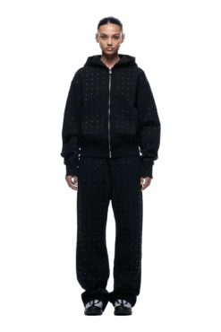 RHINESTONE LETTER ZIP HOODIE BLACK(Rhinestone Letter Zip Hoodie Black) -6pm Season 1337x2005 6PM Spring 0133 250310 6PM ECOM LOOK 05 406 min