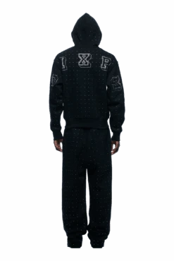 RHINESTONE LETTER ZIP HOODIE BLACK(Rhinestone Letter Zip Hoodie Black) -6pm Season 1337x2005 6PM Spring 0134 250310 6PM ECOM LOOK 05 355 min