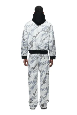 DOT CAMO HOODED BOMBER JACKET(Dot Camo Hooded Bomber Jacket) -6pm Season 1337x2005 6PM 0006 2408 6PM ECOM LOOK 19 0856 min