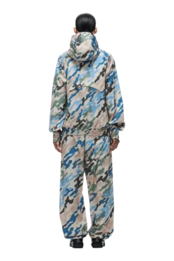 DOT CAMO TRACK JACKET(Dot Camo Track Jacket) -6pm Season 1337x2005 6PM 0018 2408 6PM ECOM LOOK 17 0758 min