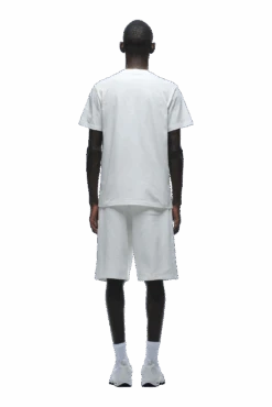 T-SHIRT REGULAR FIT COCONUT WHITE(T Shirt Regular Fit Coconut White) -6pm Season 1337x2005 6PM 0024 250520 6PM ECOM LOOK 49 2814