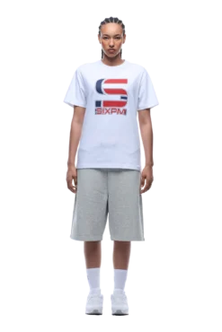 GRAN TURISMO TEE WHITE(Gran Turismo Tee White) -6pm Season 1337x2005 6PM 0044 2500610 6PM ECOM LOOK 33 1280 min