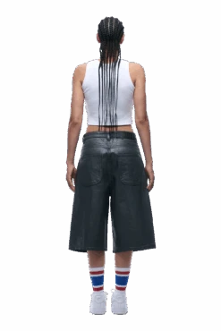 COATED DENIM SHORTS DARK CHROME(Coated Denim Dark Chrome) -6pm Season 1337x2005 6PM 0051 2500610 6PM ECOM LOOK 32 1117 min