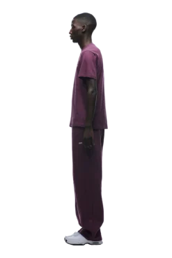 T-SHIRT REGULAR FIT PLUM(T Shirt Regular Fit Plum) -6pm Season 1337x2005 6PM 0100 250520 6PM ECOM LOOK 36 1763