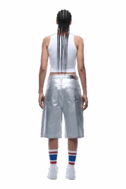 COATED DENIM SHORTS SILVER SURFER(Coated Denim Shorts Silver Surfer) -6pm Season 1337x2005 6PM 0126 2500610 6PM ECOM LOOK 18 1604