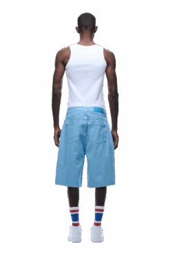 COATED DENIM SHORTS BABY BLUE(Coated Denim Shorts Baby Blue) 10 COATED DENIM SHORTS BABY BLUE(Coated Denim Shorts Baby Blue) -6pm Season 1337x2005 6PM 0141 2500610 6PM ECOM LOOK 16 0559