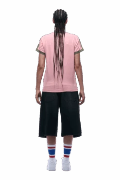 SLIM FIT RINGER TEE PINK(Slim Fit Ringer Tee Pink) 13 SLIM FIT RINGER TEE PINK(Slim Fit Ringer Tee Pink) -6pm Season 1337x2005 6PM 0147 2500610 6PM ECOM LOOK 14 0725