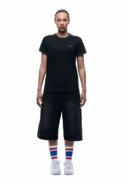 SLIM FIT RINGER TEE BLACK(Slim Fit Ringer Tee Black) -6pm Season 1337x2005 6PM 0161 2500610 6PM ECOM LOOK 12 0688