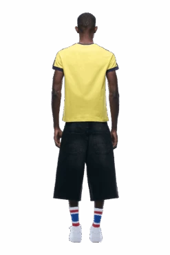 SLIM FIT RINGER TEE YELLOW(Slim Fit Ringer Tee Yellow) -6pm Season 1337x2005 6PM 0168 2500610 6PM ECOM LOOK 11 0447