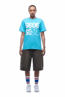 660660 TEE BLUE(660660 Tee Blue) -6pm Season 1337x2005 6PM 0179 2500610 6PM ECOM LOOK 9 0314