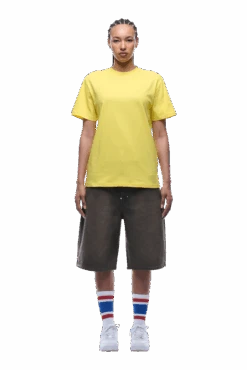 BANANA STICKER TEE YELLOW(Banana Sticker Tee Yellow) -6pm Season 1337x2005 6PM 0203 2500610 6PM ECOM LOOK 5 0287