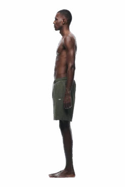 SEERSUCKER SWIM SHORTS OLIVE(Seersucker Swim Shorts Olive) -6pm Season 1337x2005 6PM 0214 2500610 6PM ECOM LOOK 2 0079 min