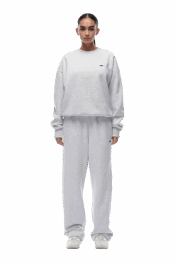 CREWNECK LIGHT GREY(23n04 1200 201 Crewn) -6pm Season 20231003 6PM NOS AW23 LOOK 26 795 min