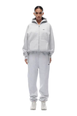 ZIP HOODIE LIGHT GREY(23n05 1110 201 Zhlog) -6pm Season 20231003 6PM NOS AW23 LOOK 30 888 min