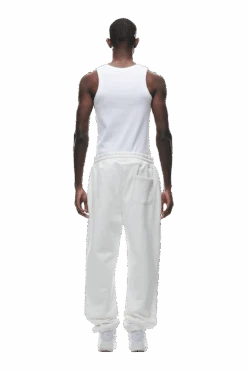 CUFF JOGGER COCONUT WHITE(Cuff Jogger Coconut White) -6pm Season 2406 6PM ECOM LOOK 31 1551 min