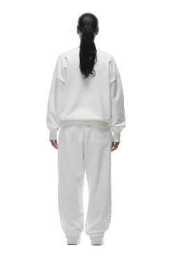 CREWNECK COCONUT WHITE(Crewneck Coconut White) -6pm Season 2406 6PM ECOM LOOK 32 2278 min