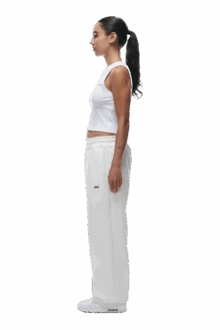 OPEN LEG JOGGER COCONUT WHITE(Open Leg Jogger Coconut White) -6pm Season 2406 6PM ECOM LOOK 34 1799 min