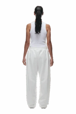 OPEN LEG JOGGER COCONUT WHITE(Open Leg Jogger Coconut White) -6pm Season 2406 6PM ECOM LOOK 34 1808 min