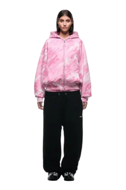 DOT CAMO ZIP HOODIE PINK(Dot Camo Zip Hoodie Pink) -6pm Season 2500x1337 6pm 0116 241004 6PM Ecom Look 19 1250 min