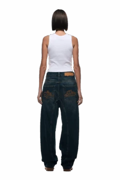 XTRA WIDE DENIM DARK BLUE(Xtra Wide Denim Dark Blue) -6pm Season 2500x1337 6pm 0144 241004 6PM Ecom Look 14 1098 min