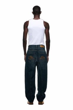 XTRA WIDE DENIM DARK BLUE(Xtra Wide Denim Dark Blue) -6pm Season 2500x1337 6pm 0147 241004 6PM Ecom Look 14 0918 min