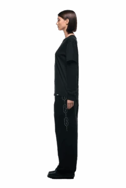 LAYERED LONGSLEEVE BLACK(Layered Longsleeve Black) -6pm Season 2500x1337 6pm 0151 241004 6PM Ecom Look 13 1139 min