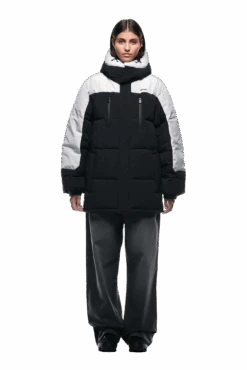 COACH PUFFER COAT BLACK(Coach Puffer Coat Black) -6pm Season 2500x1337 6pm 0183 241004 6PM Ecom Look 07 0712 min