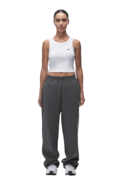 OPEN LEG JOGGER ANTHRACITE(Open Leg Jogger Anthrazit) -6pm Season 2673x4009 6PM 0026 22230330 6PM NOS23 Look 57 0997 min