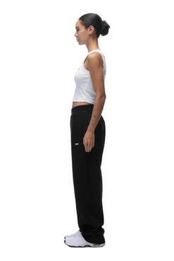 OPEN LEG JOGGER BLACK(Open Leg Jogger Black) -6pm Season 2673x4009 6PM 0034 22230330 6PM NOS23 Look 54 1004 min