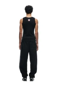 SHIELD LOGO TANKTOP(Shield Logo Tanktop) -6pm Season 2673x4009px 6pm NFL ECOM 0013 20231024 6PM NFL ECOM LOOK 20 1150