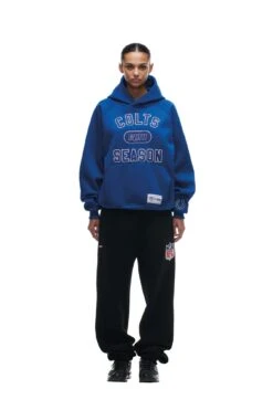 COLTS SEASON HOODIE(Colts Season Hoodie) -6pm Season 2673x4009px 6pm NFL ECOM 0030 20231024 6PM NFL ECOM LOOK 18 875