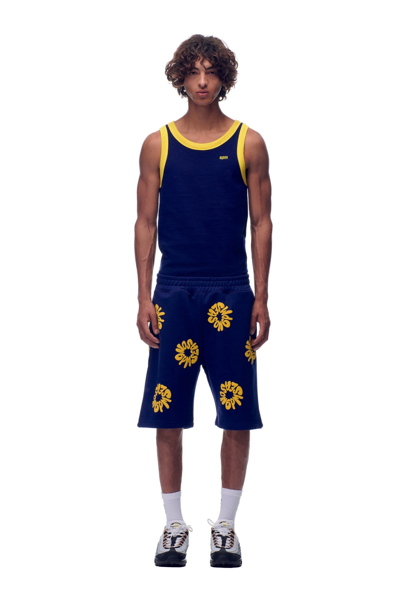 FLOWER SHORTS NAVY(Shorts Aop Navy) 1 FLOWER SHORTS NAVY(Shorts Aop Navy)