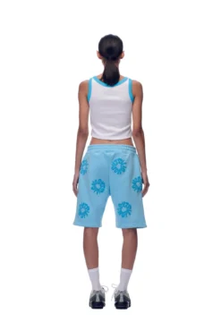 FLOWER SHORTS BABY BLUE(Shorts Aop Baby Blue) -6pm Season 2673x4009px 6pm V2 0001s 0089 20230530 6PM ECOM Look 05 0238