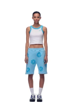 FLOWER SHORTS BABY BLUE(Shorts Aop Baby Blue) -6pm Season 2673x4009px 6pm V2 0001s 0091 20230530 6PM ECOM Look 05 0230