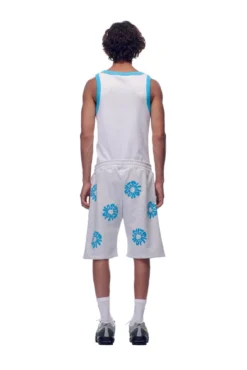 FLOWER SHORTS GREY(Shorts Aop Grey) -6pm Season 2673x4009px 6pm V2 0001s 0092 20230530 6PM ECOM Look 04 0226