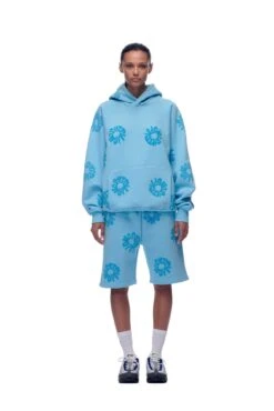 FLOWER HOODIE BABY BLUE(Hoodie Aop Baby Blue) -6pm Season 2673x4009px 6pm V2 0001s 0115 20230530 6PM ECOM Look 01 0092