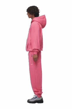 ZIP HOODIE HOT PINK(Zip Hoodie Hot Pink) -6pm Season 2673x4009px 0028 6PM ECOM Look 78 1303 min