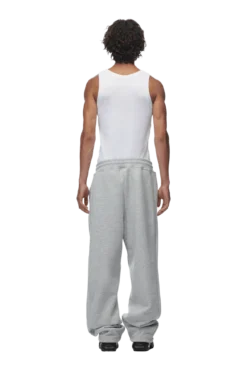 OPEN LEG JOGGER GREY(Open Leg Jogger Grey) -6pm Season 2673x4009px 0150 6PM ECOM Look 37 0650 min