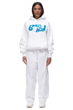 PLAY HOODIE WHITE(Hoodie White) -6pm Season 6PM ECOM Look 02 female 2288Kopie 1