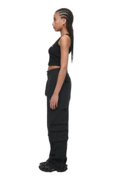CARGO PANTS BLACK(Cargo Pants Black) -6pm Season 6PM ABOUT YOU Look 03 Female ECOM 0978 30b70246 2cee 4248 829f 7a728582e15d
