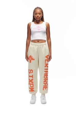 LOGO JOGGER CREAM(Logo Jogger Cream) -6pm Season 6PM vVERTABRAE Look 02 Sweatpant Female beige 0069