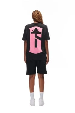 CHROME T-SHIRT BLACK(Chrome T Shirt Black) 11 CHROME T-SHIRT BLACK(Chrome T Shirt Black) -6pm Season 6PM vVERTABRAE Look 21 TShirt Female black 0542 89c17f38 c7e2 4396 9d87 010fdc01ce42